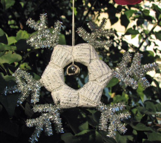 inkledpink.com tutorial snowflake ornament2