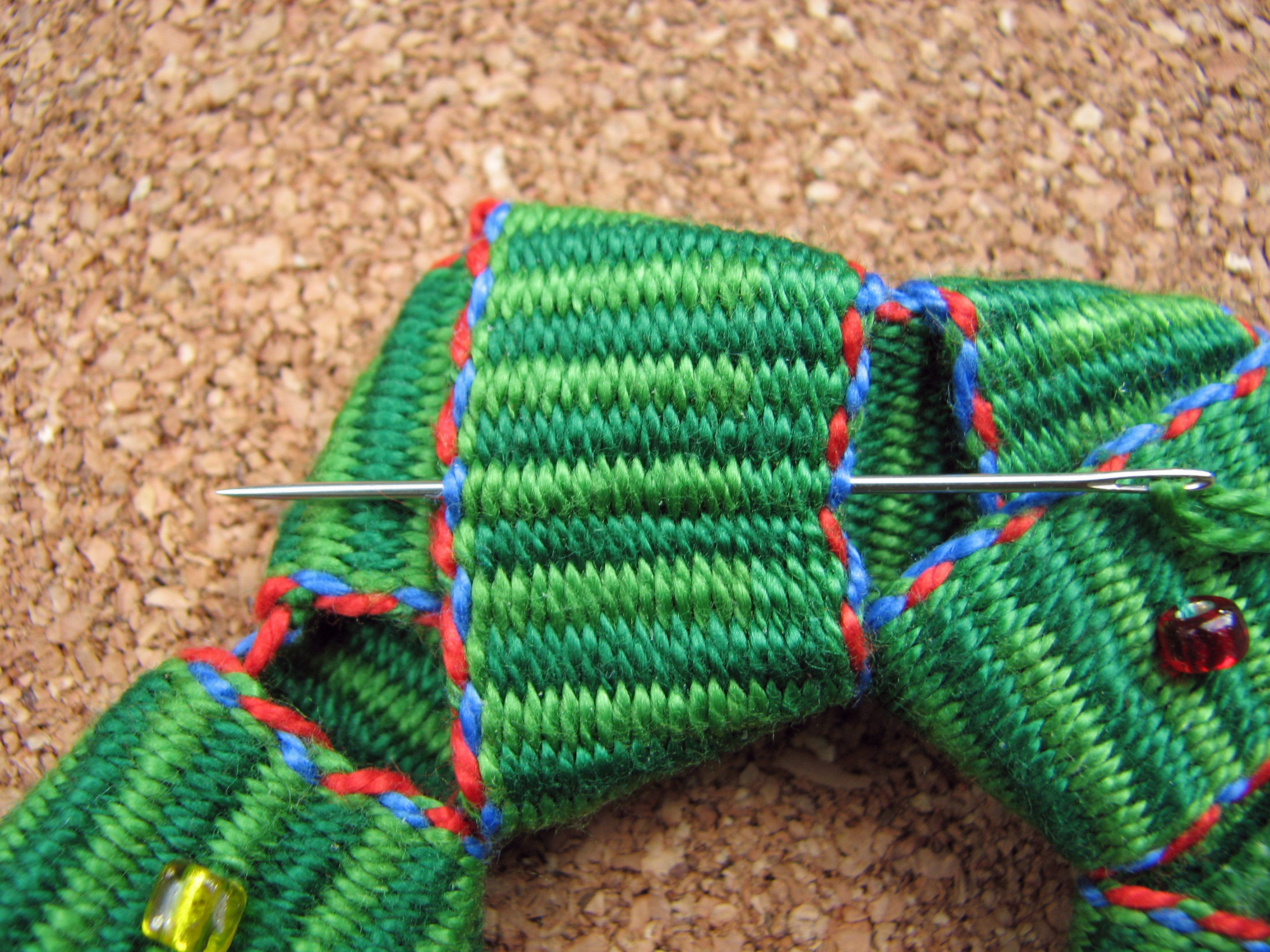 inkledpink.com tutorial wreath ornament step8.1