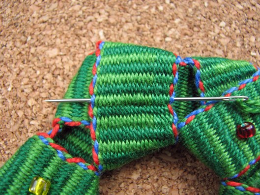 inkledpink.com tutorial wreath ornament step8.1